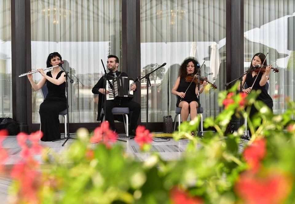 İstanbul Trio Kiralama